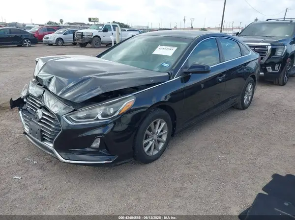 5NPE24AF9JH615855 2018 HYUNDAI SONATA - Image 2