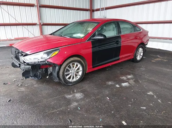 5NPE24AF9JH618268 2018 HYUNDAI SONATA - Image 2