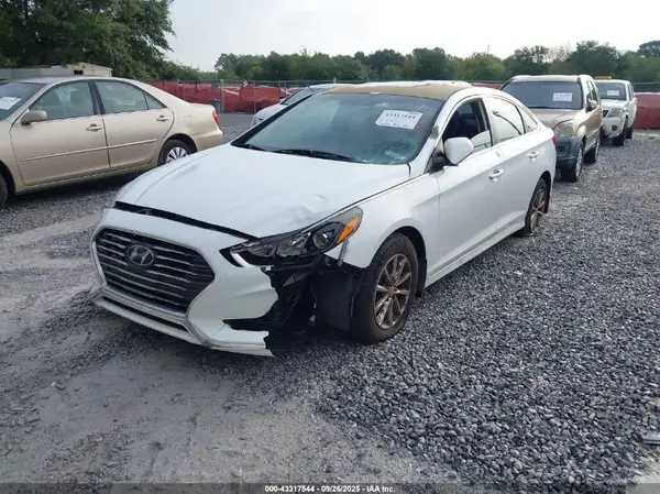 5NPE24AF9JH619209 2018 HYUNDAI SONATA - Image 2