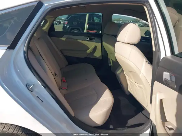 5NPE24AF9JH621137 2018 HYUNDAI SONATA - Image 8