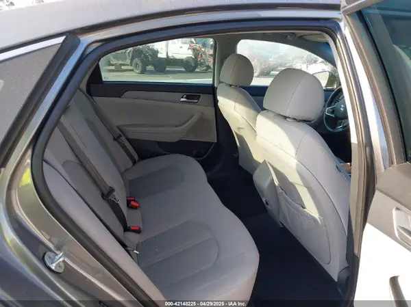 5NPE24AF9JH623745 2018 HYUNDAI SONATA - Image 8