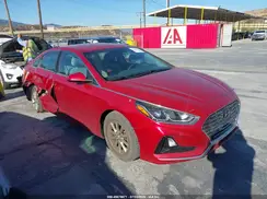 5NPE24AF9JH625916 2018 HYUNDAI SONATA