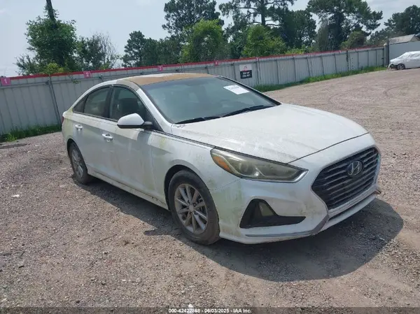 5NPE24AF9JH627343 2018 HYUNDAI SONATA - Image 1