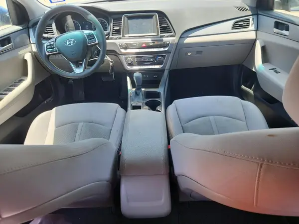 5NPE24AF9JH629996 2018 HYUNDAI SONATA - Image 8