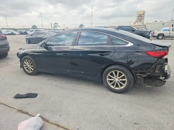 5NPE24AF9JH630131 2018 HYUNDAI SONATA - Image 2