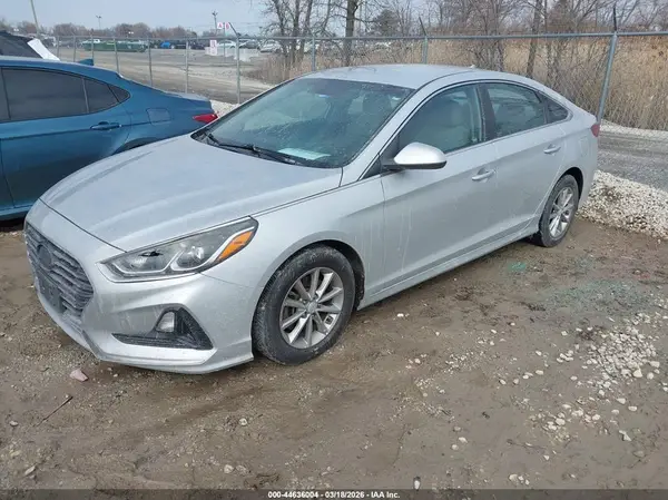 5NPE24AF9JH633711 2018 HYUNDAI SONATA - Image 2