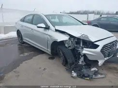 5NPE24AF9JH638827 2018 HYUNDAI SONATA