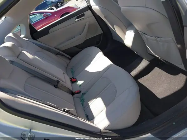 5NPE24AF9JH647365 2018 HYUNDAI SONATA - Image 8