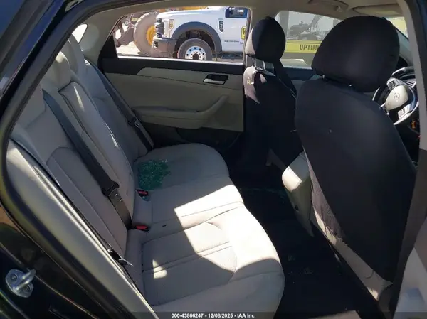 5NPE24AF9JH649469 2018 HYUNDAI SONATA - Image 8