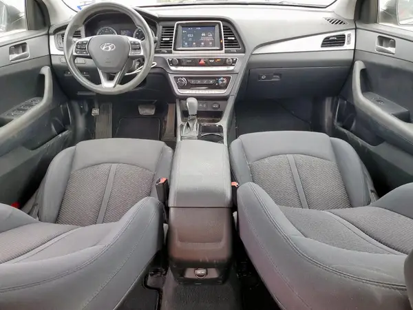 5NPE24AF9JH652002 2018 HYUNDAI SONATA - Image 8