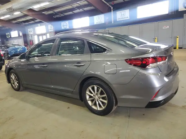 5NPE24AF9JH653974 2018 HYUNDAI SONATA - Image 2