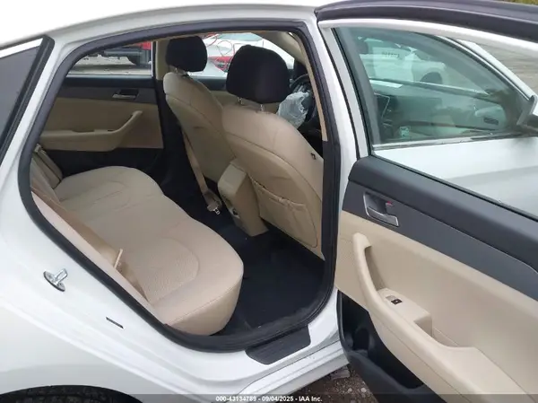 5NPE24AF9JH654106 2018 HYUNDAI SONATA - Image 8