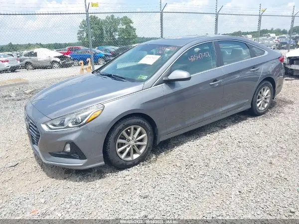 5NPE24AF9JH664862 2018 HYUNDAI SONATA - Image 2