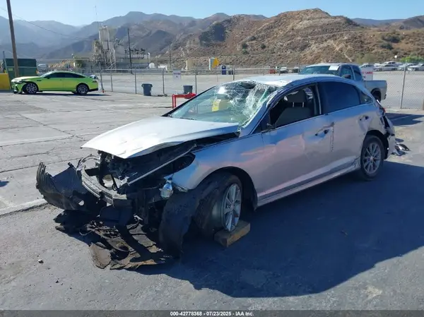 5NPE24AF9JH674257 2018 HYUNDAI SONATA - Image 2