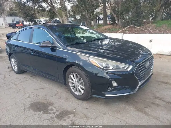 5NPE24AF9JH674680 2018 HYUNDAI SONATA - Image 1
