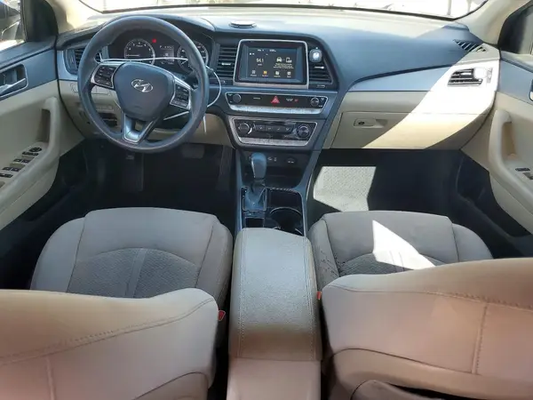 5NPE24AF9JH677160 2018 HYUNDAI SONATA - Image 8