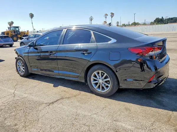 5NPE24AF9JH680494 2018 HYUNDAI SONATA - Image 2