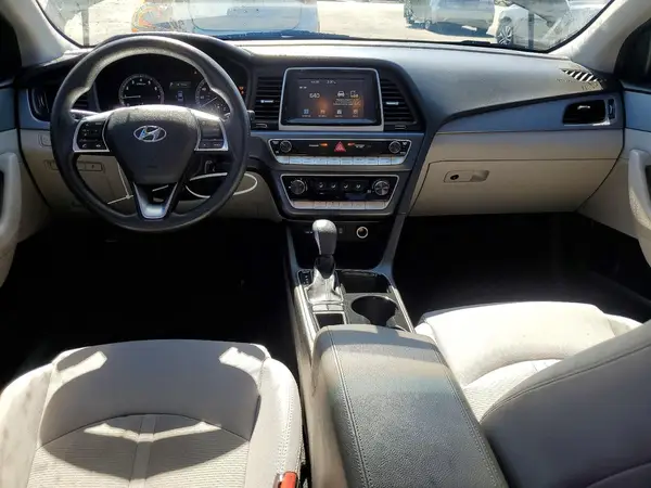 5NPE24AF9JH680494 2018 HYUNDAI SONATA - Image 8