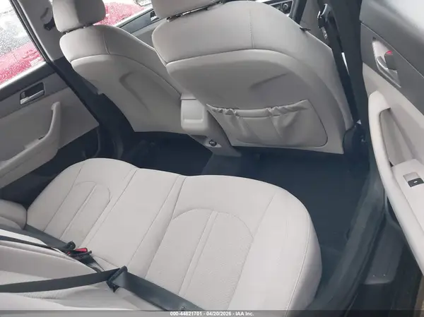 5NPE24AF9JH681502 2018 HYUNDAI SONATA - Image 8