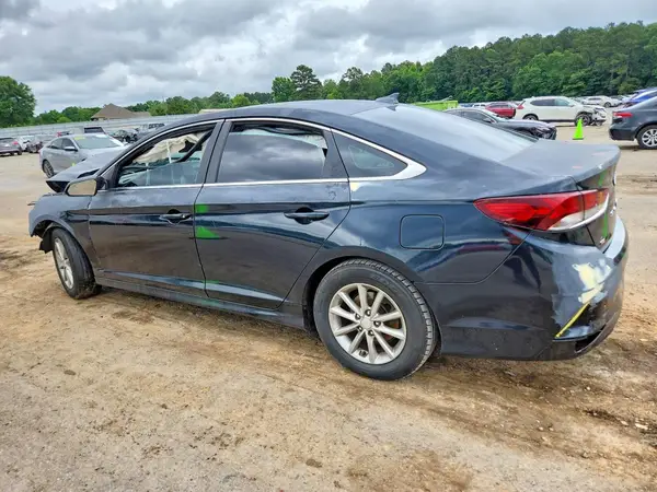 5NPE24AF9JH685632 2018 HYUNDAI SONATA - Image 2