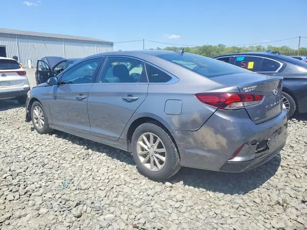 5NPE24AF9JH688546 2018 HYUNDAI SONATA - Image 2