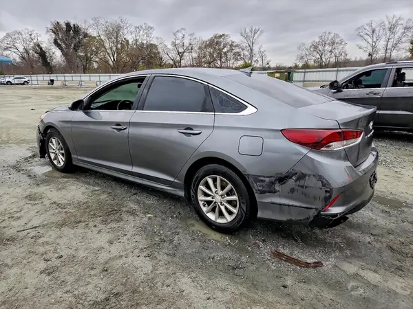 5NPE24AF9JH688949 2018 HYUNDAI SONATA - Image 2