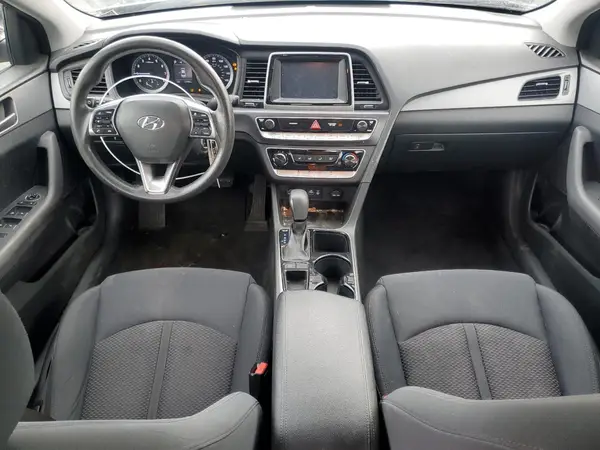 5NPE24AF9JH689244 2018 HYUNDAI SONATA - Image 8