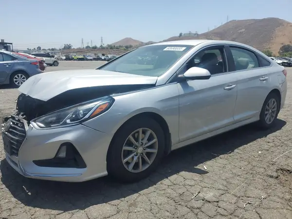 5NPE24AF9JH689843 2018 HYUNDAI SONATA - Image 1