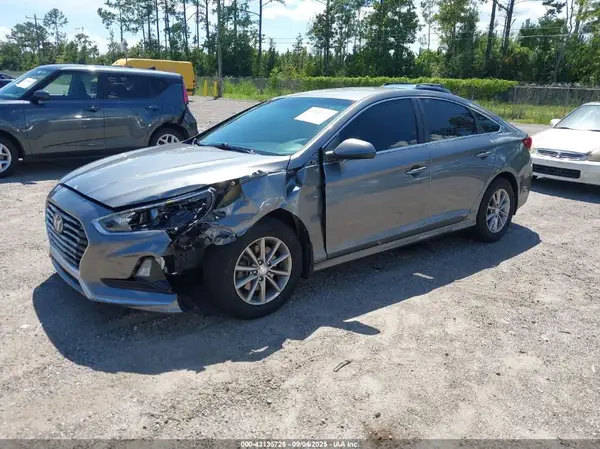5NPE24AF9JH692368 2018 HYUNDAI SONATA - Image 2