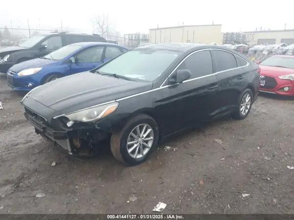 5NPE24AF9JH692693 2018 HYUNDAI SONATA - Image 2