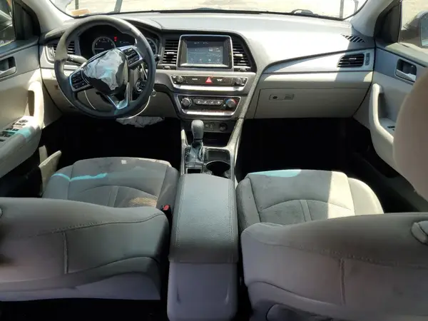 5NPE24AF9JH697327 2018 HYUNDAI SONATA - Image 8