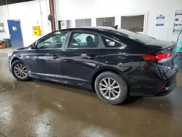 5NPE24AF9JH697683 2018 HYUNDAI SONATA - Image 2