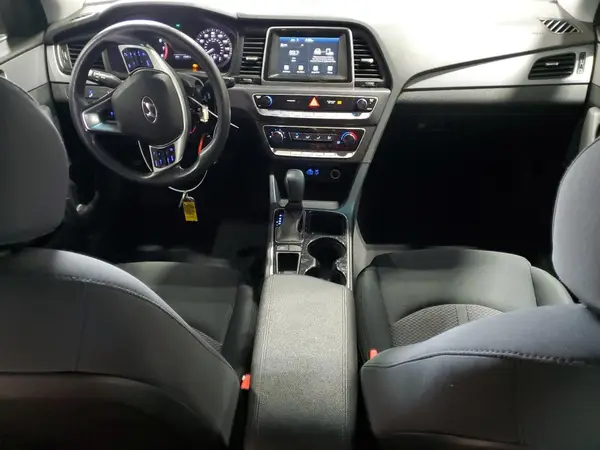 5NPE24AF9JH697683 2018 HYUNDAI SONATA - Image 8