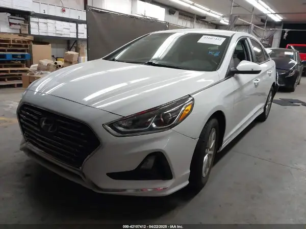 5NPE24AF9JH698963 2018 HYUNDAI SONATA - Image 2