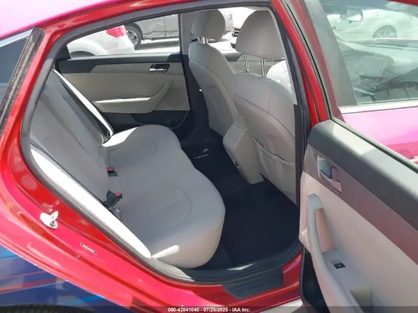 5NPE24AF9JH699322 2018 HYUNDAI SONATA - Image 8