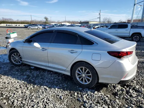 5NPE24AF9JH701215 2018 HYUNDAI SONATA - Image 2