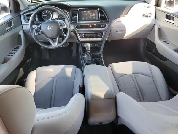 5NPE24AF9JH701215 2018 HYUNDAI SONATA - Image 8