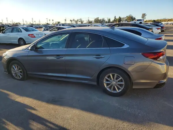 5NPE24AF9JH702364 2018 HYUNDAI SONATA - Image 2