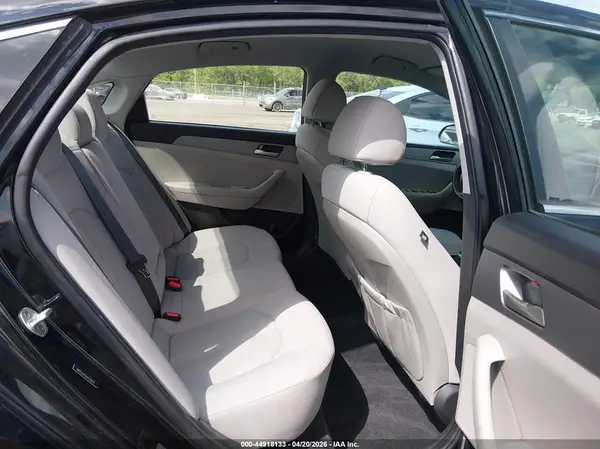 5NPE24AF9JH703675 2018 HYUNDAI SONATA - Image 8