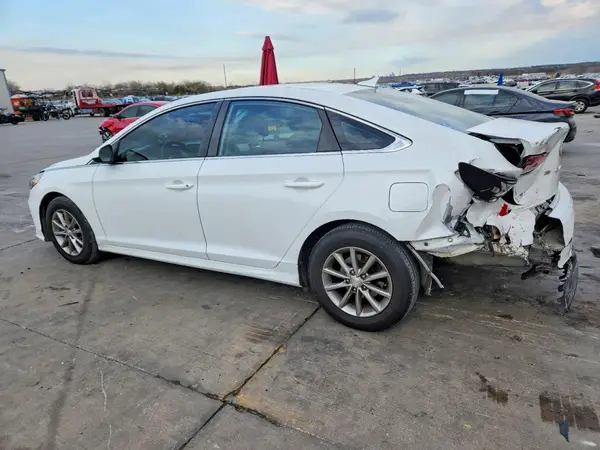 5NPE24AF9JH706916 2018 HYUNDAI SONATA - Image 2