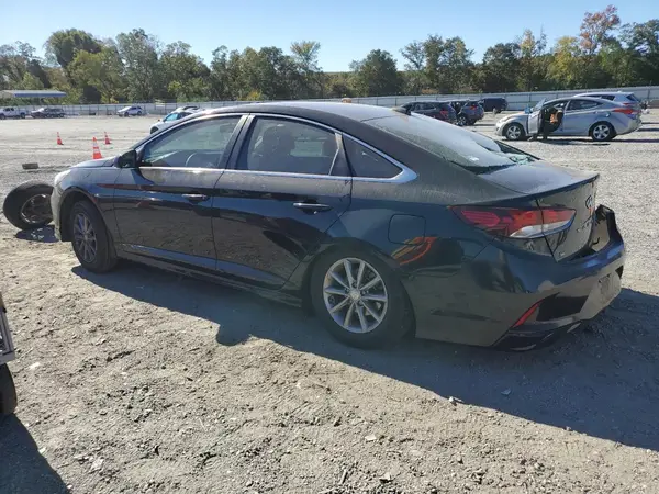 5NPE24AF9JH708357 2018 HYUNDAI SONATA - Image 2