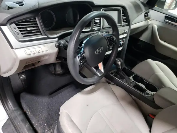 5NPE24AF9JH708973 2018 HYUNDAI SONATA - Image 8