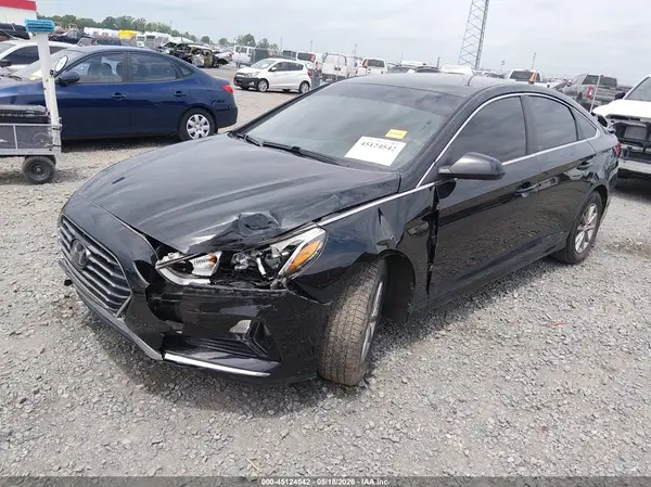 5NPE24AF9JH709363 2018 HYUNDAI SONATA - Image 2