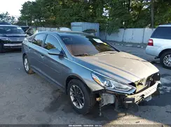 5NPE24AF9JH711775 2018 HYUNDAI SONATA