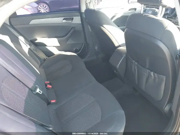 5NPE24AF9JH725224 2018 HYUNDAI SONATA - Image 8