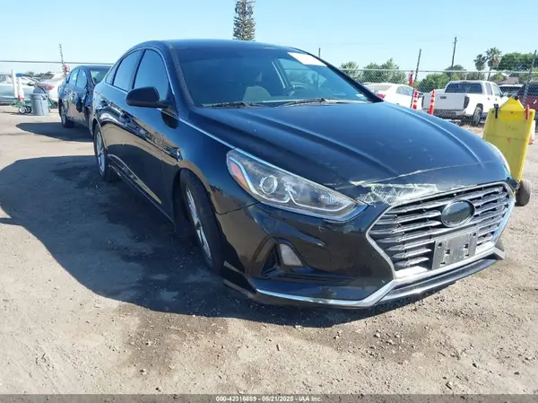 5NPE24AF9KH736029 2019 HYUNDAI SONATA - Image 1