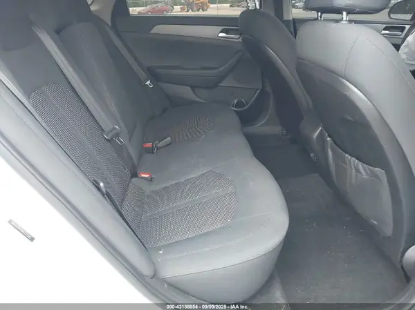 5NPE24AF9KH737343 2019 HYUNDAI SONATA - Image 8
