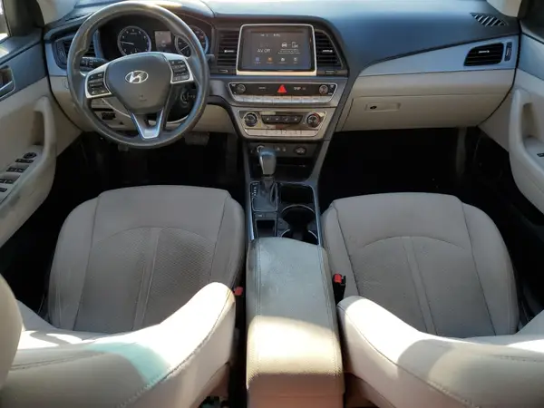 5NPE24AF9KH738234 2019 HYUNDAI SONATA - Image 8
