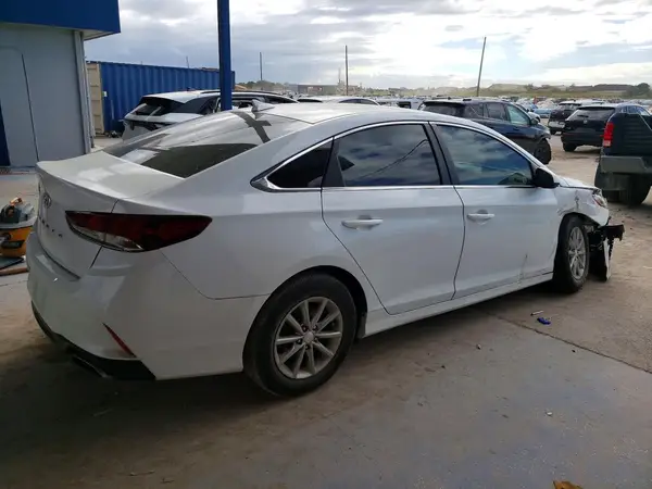 5NPE24AF9KH739822 2019 HYUNDAI SONATA - Image 2