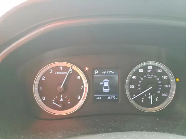 5NPE24AF9KH739822 2019 HYUNDAI SONATA - Image 8
